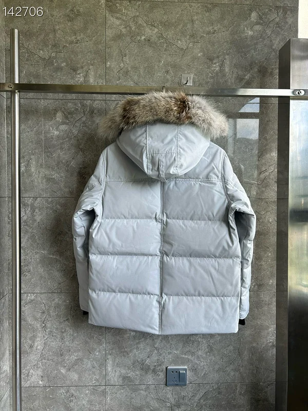 Canada Goose S-2XL 26yr45 (3)